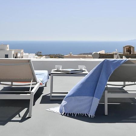 Thiro Santorini Villa Fíra Kültér fotó