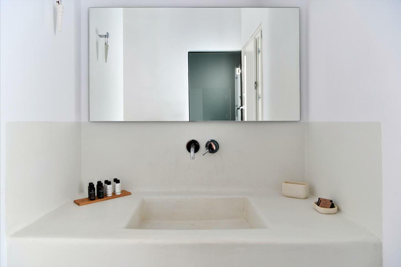 Thiro Santorini Villa Fíra Kültér fotó